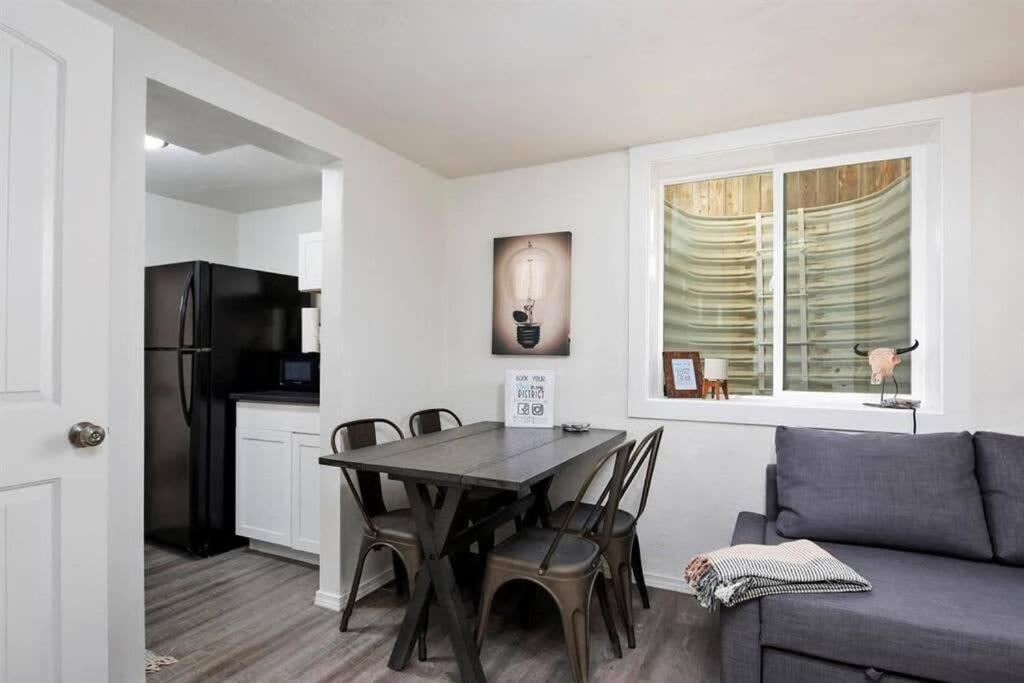 #Stayinmydistrict Twin Falls Pendleton Chic Suite المظهر الخارجي الصورة
